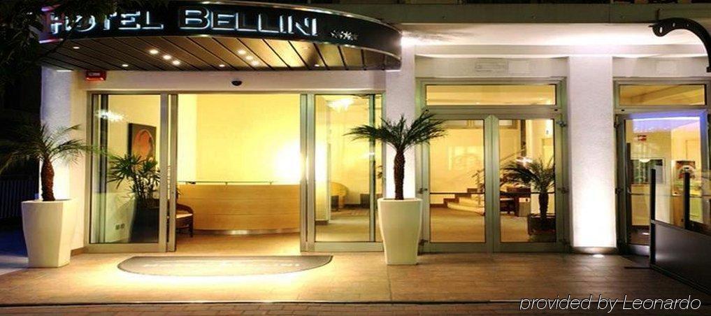 贝利尼酒店 利尼亚诺萨比亚多罗 外观 照片